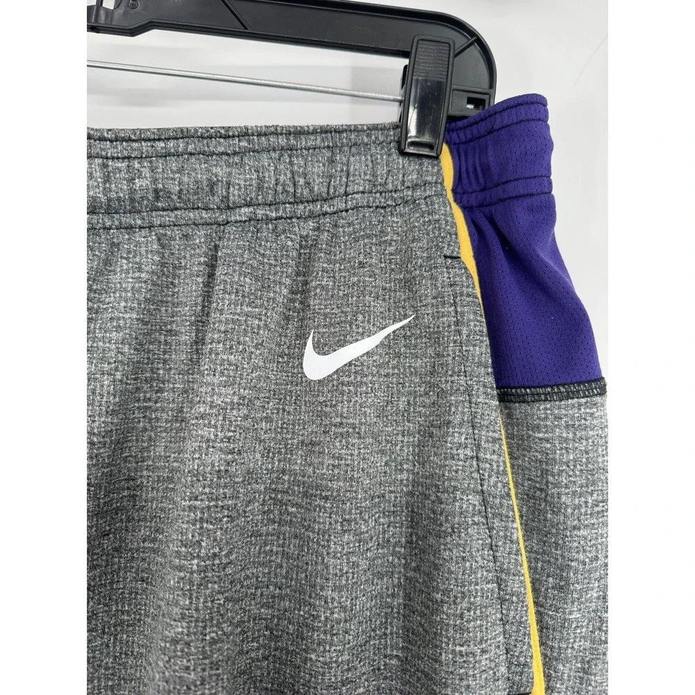 Nike On Field Minnesota Vikings Dri Fit Shorts Mens Size 2XL Football Athletic